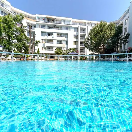 Hotel de apartamente Yassen Village 3*