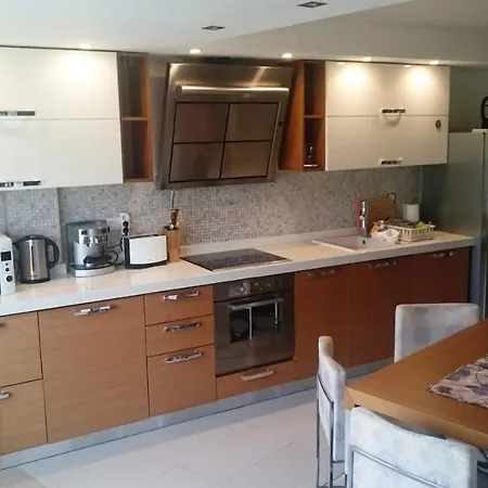 Апарт-отель Yassen Village 3*