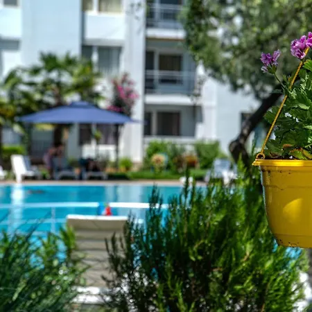 公寓式酒店 雅思森假日村 3*