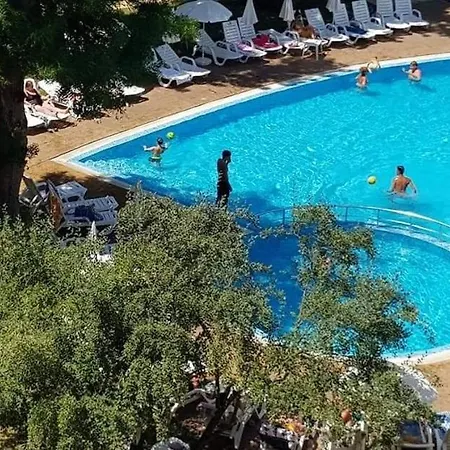 Lejlighedshotel Yassen Village
