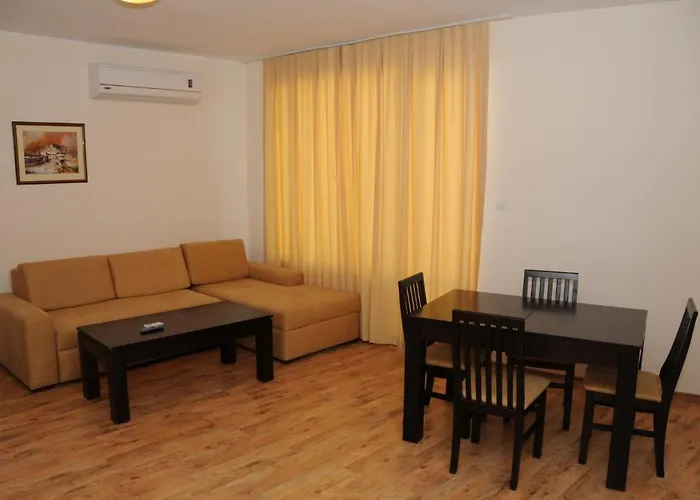 Yassen Holiday Village 3* Sunny Beach