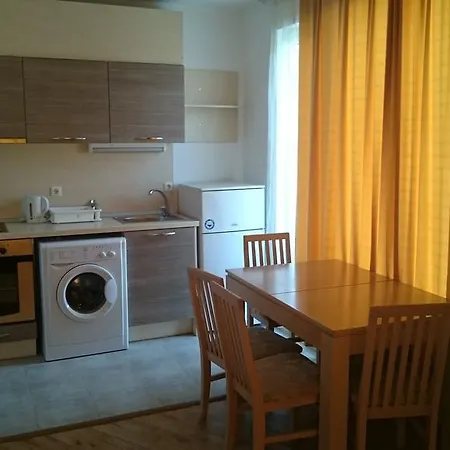 Yassen Village 3* ساني بيتش