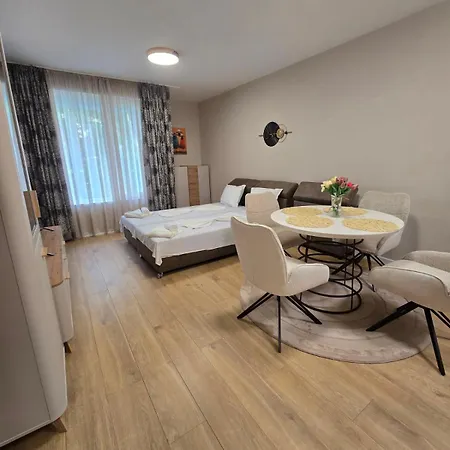 מלון דירות Yassen Village 3*