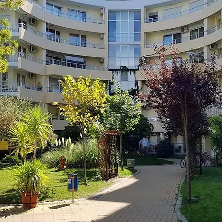 מלון דירות Yassen Village 3*