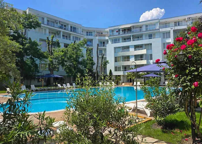 Yassen Village 3* Sluneční pobřeží