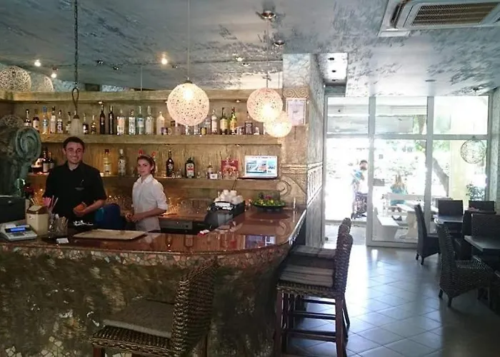 Yassen Village 3* Sluneční pobřeží