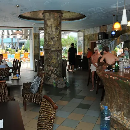 Yassen Village Hotel de apartamente