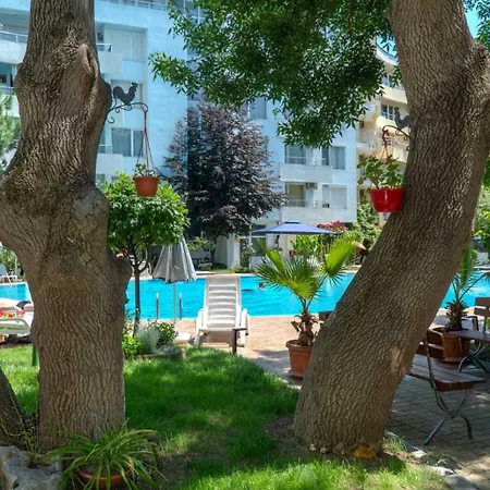 Yassen Village Hotel de apartamente