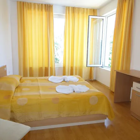 Hotel de apartamente Yassen Village